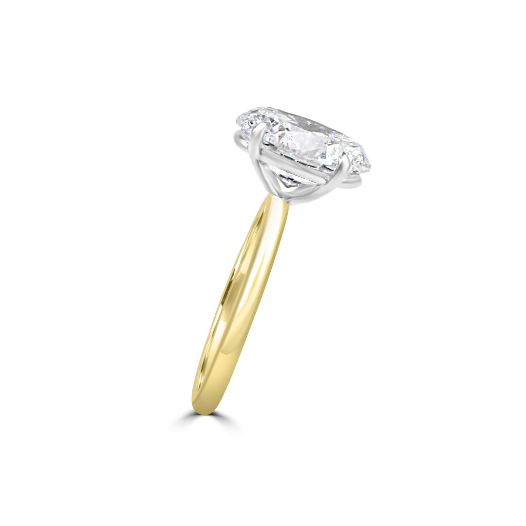 oval solitaire  engagement ring
